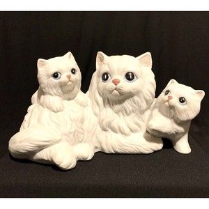 Homco White Persian Mother Cat & Kittens 1412 Porcelain Figurine